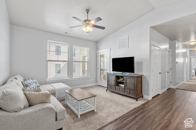 Photo 5 for MLS #2098681 at 1776 W Newcastle Ln #A301