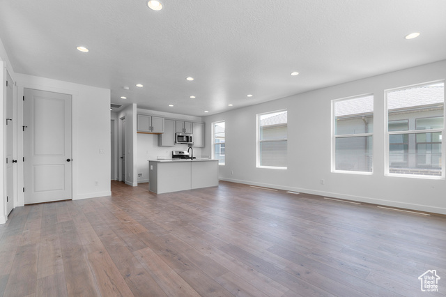 Photo 10 for MLS #2098686 at 574 N Cornstalk Ln