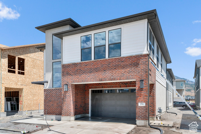 Photo 3 for MLS #2098686 at 574 N Cornstalk Ln