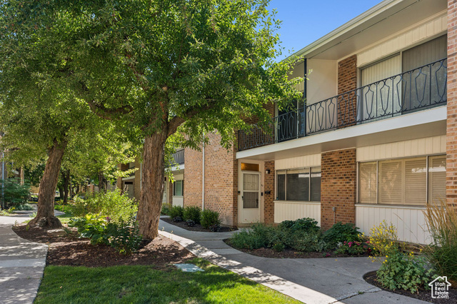 750 E THREE FOUNTAINS DR #96, Murray UT 84107