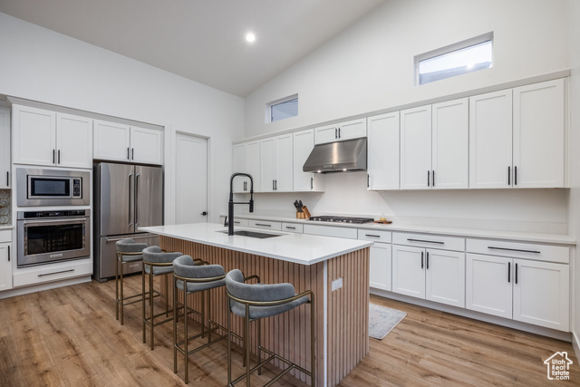 Photo 8 for MLS #2098764 at 5516 N Valley View Rd