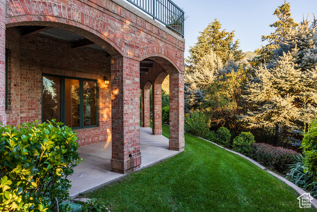 Photo 61 for MLS #2098767 at 2572 E Stonebury Loop Rd