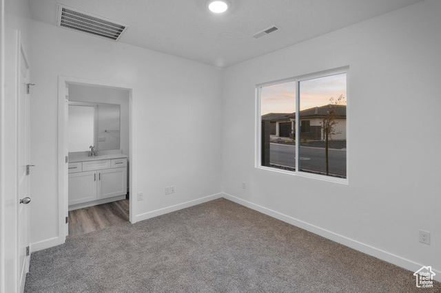 Photo 26 for MLS #2098773 at 1374 S Friendship Cv