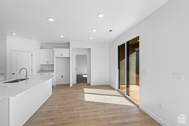 Photo 15 for MLS #2098773 at 1374 S Friendship Cv