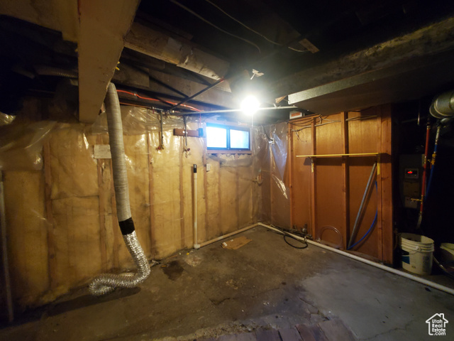 Photo 35 for MLS #2098783 at 824 Grant St