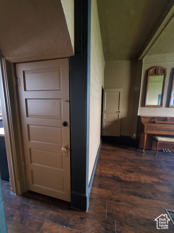 Photo 23 for MLS #2098783 at 824 Grant St