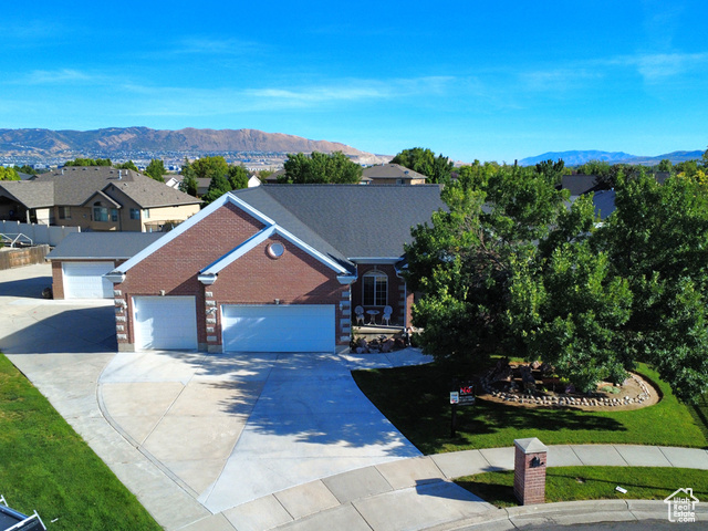 12073 S MOONWALK CIR, Riverton UT 84065