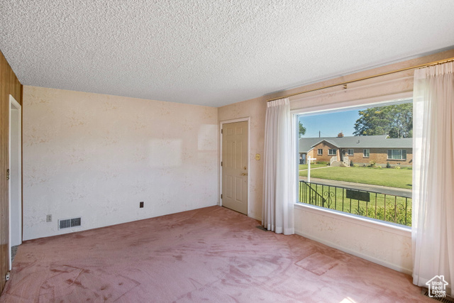 Photo 7 for MLS #2098797 at 403 Highland Dr