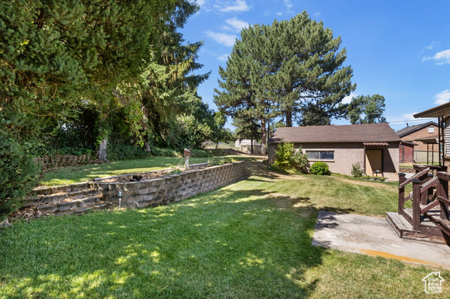 Photo 38 for MLS #2098797 at 403 Highland Dr