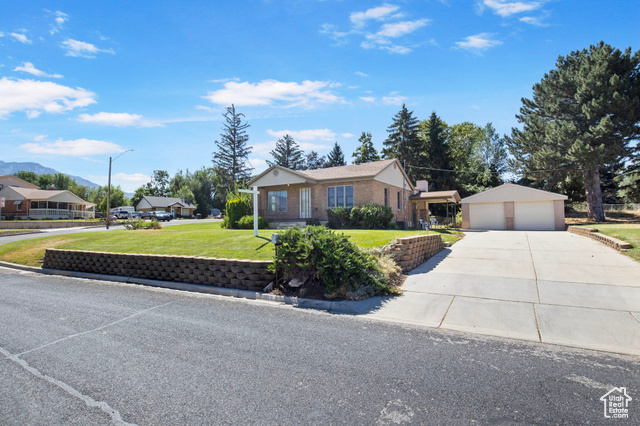 Photo 4 for MLS #2098797 at 403 Highland Dr