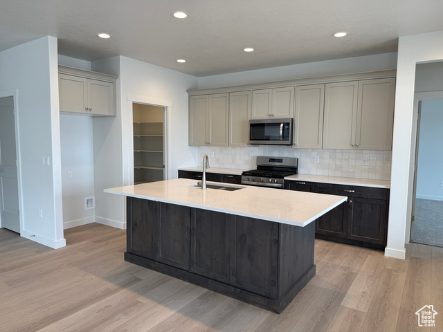 22 S 3830 W #422, West Point UT 84015