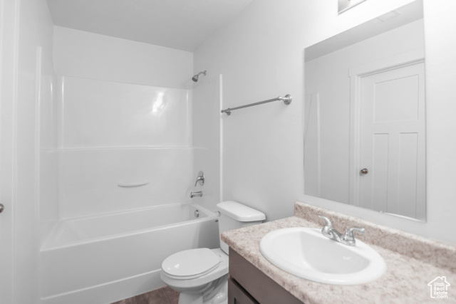 Photo 26 for MLS #2098803 at 96 E 670 North
