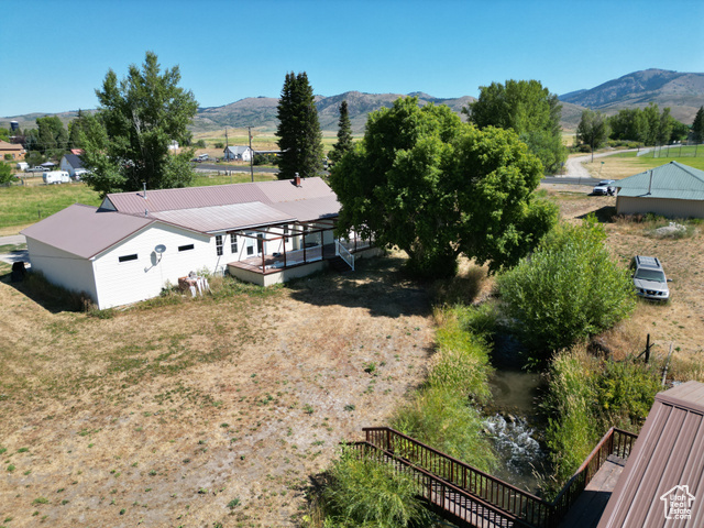 Photo 2 for MLS #2098825 at 145 W 5th St #1