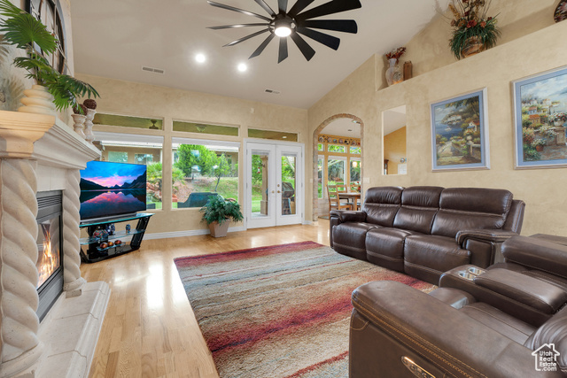 Photo 13 for MLS #2098874 at 1102 W Chama Ct