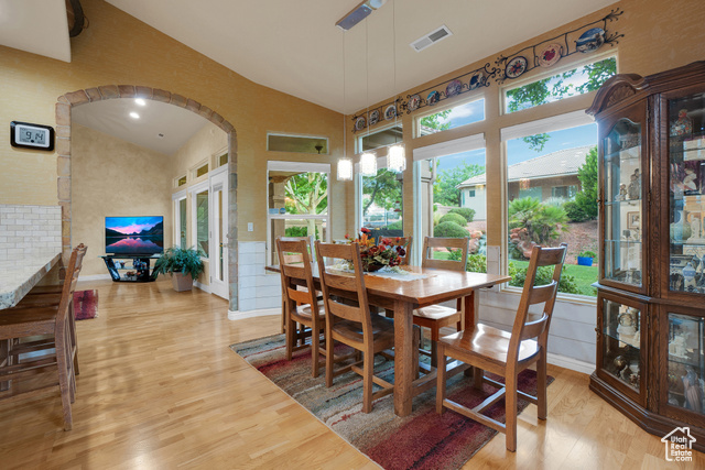 Photo 11 for MLS #2098874 at 1102 W Chama Ct