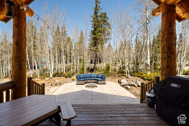 Photo 9 for MLS #2098911 at 4165 N Robbers Roost Rd