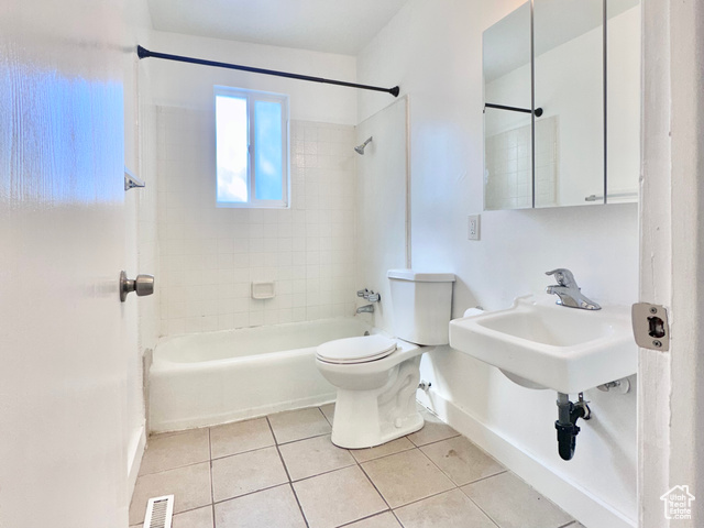Photo 8 for MLS #2098915 at 718 E 30th St