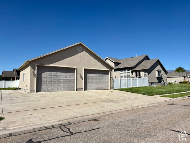 Photo 4 for MLS #2098929 at 6049 S 3850 West