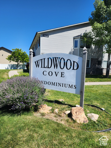 3907 W ROCKWOOD WAY WAY #B, West Valley City UT 84120