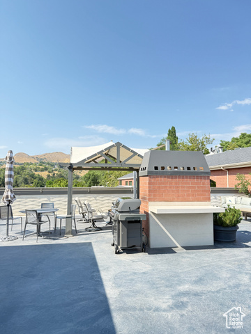 Photo 16 for MLS #2098937 at 171 E 3rd Ave #709