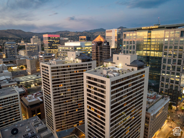 Photo 20 for MLS #2098951 at 44 W Broadway #2507