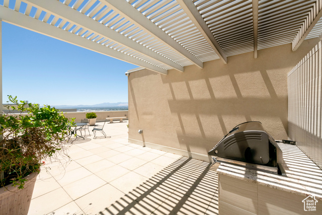 Photo 29 for MLS #2098951 at 44 W Broadway #2507