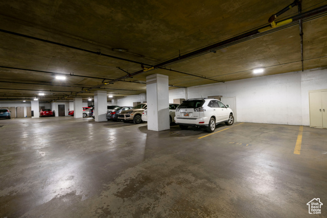 Photo 42 for MLS #2098951 at 44 W Broadway #2507