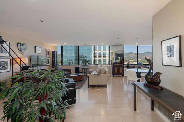 Photo 3 for MLS #2098951 at 44 W Broadway #2507