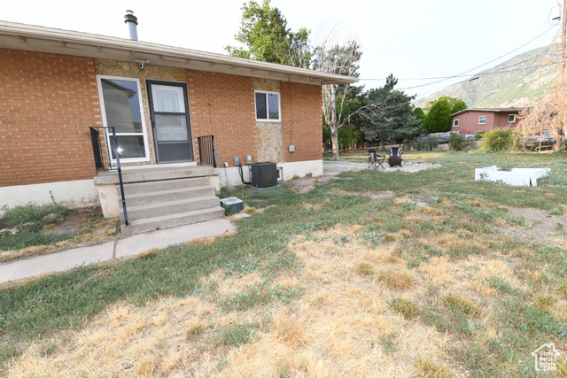 Photo 36 for MLS #2098952 at 1228 N Jefferson Ave