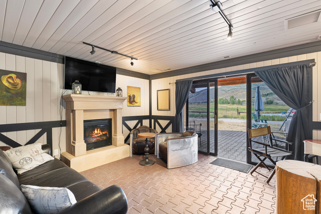Photo 103 for MLS #2098960 at 6950 N River Valley Dr