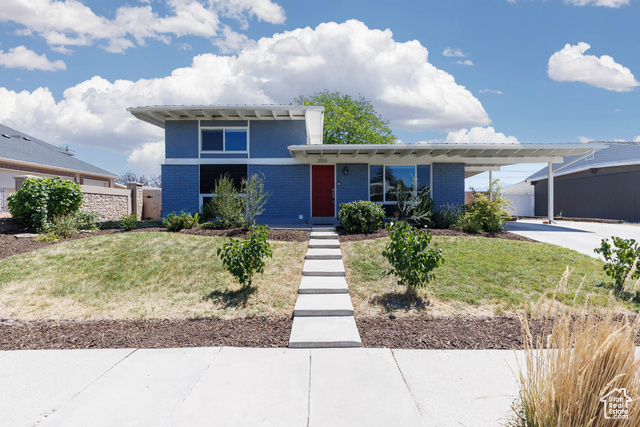2555 S 3425 W, West Valley City UT 84119