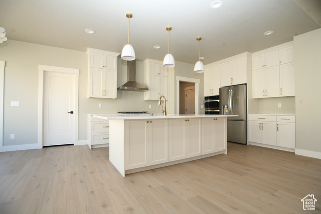 Photo 4 for MLS #2098980 at 674 E Mountain Rd #184