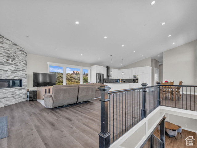 Photo 8 for MLS #2098997 at 4405 S Oakview Dr