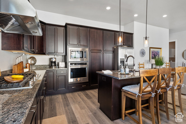 Photo 8 for MLS #2099007 at 5502 N Valley View Rd