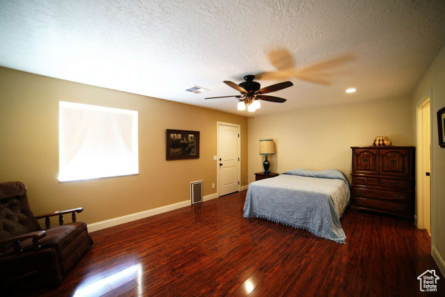 Photo 20 for MLS #2099013 at 1215 W Emerald Dr
