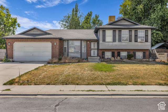 6834 S 3270 W, West Jordan UT 84084