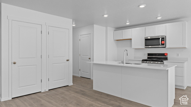 Photo 4 for MLS #2099050 at 894 E Sand Dollar Way #2335