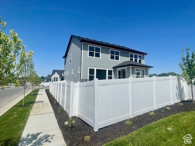 Photo 30 for MLS #2099053 at 1708 N Larkspur Way