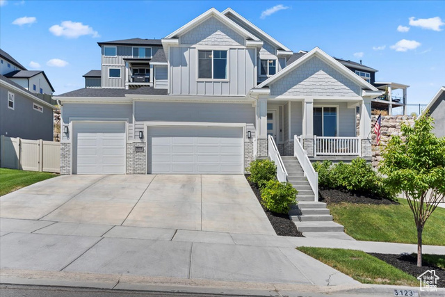 3123 HOLLOW WAY