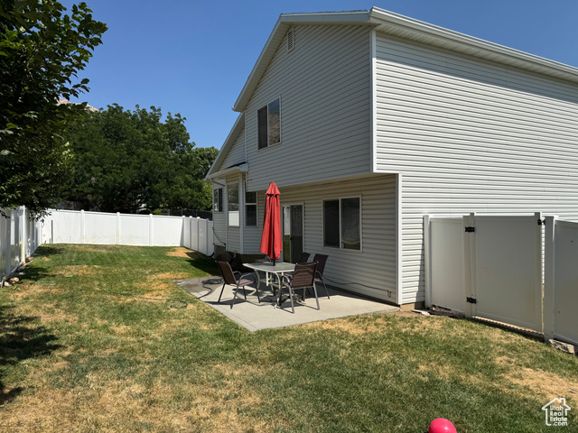 Photo 4 for MLS #2099107 at 694 E 2900 North
