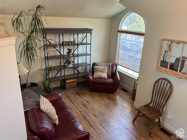 Photo 9 for MLS #2099107 at 694 E 2900 North
