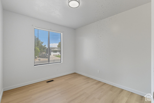 Photo 16 for MLS #2099109 at 447 Salton St