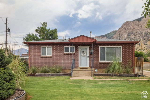1082 E SHERWOOD DR, Ogden UT 84404