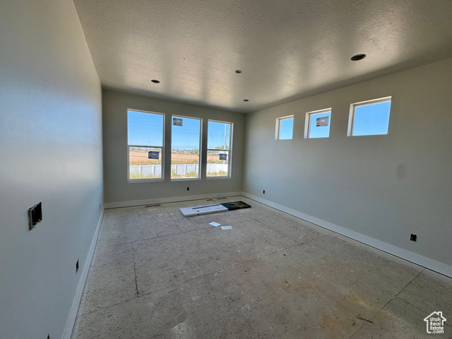 Photo 15 for MLS #2099119 at 462 S 4450 West #504