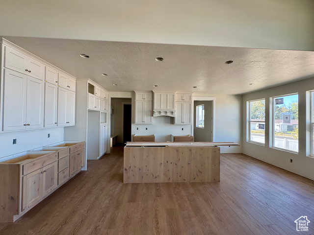Photo 5 for MLS #2099119 at 462 S 4450 West #504