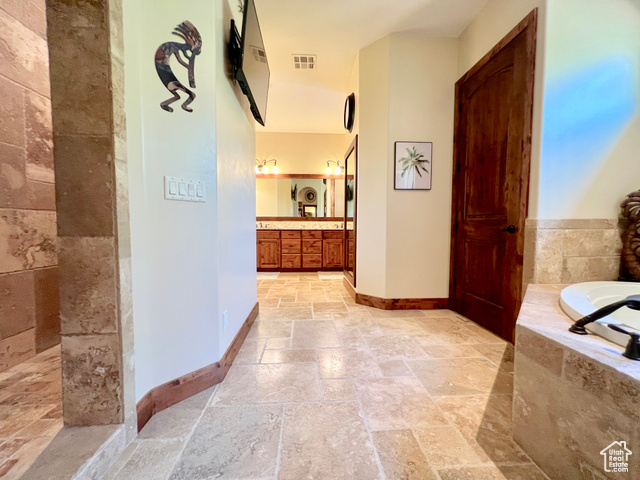 Photo 38 for MLS #2099129 at 2238 S Redstone Rd