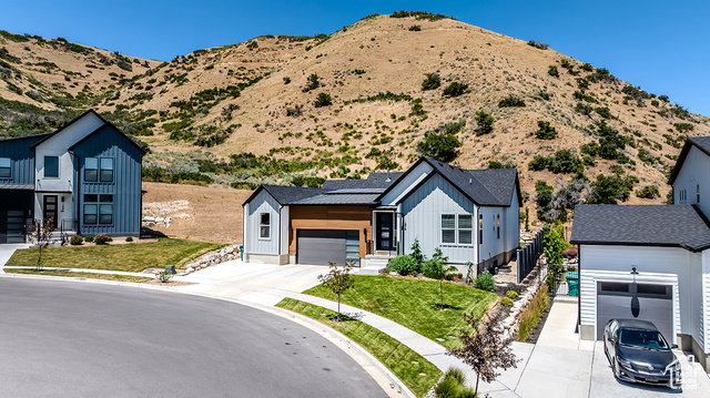 Photo 6 for MLS #2099177 at 1878 W Chaco Cir