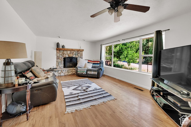 Photo 18 for MLS #2099192 at 16 W 200 North