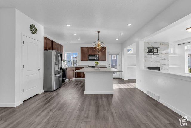 Photo 9 for MLS #2099202 at 174 E Polaris Dr