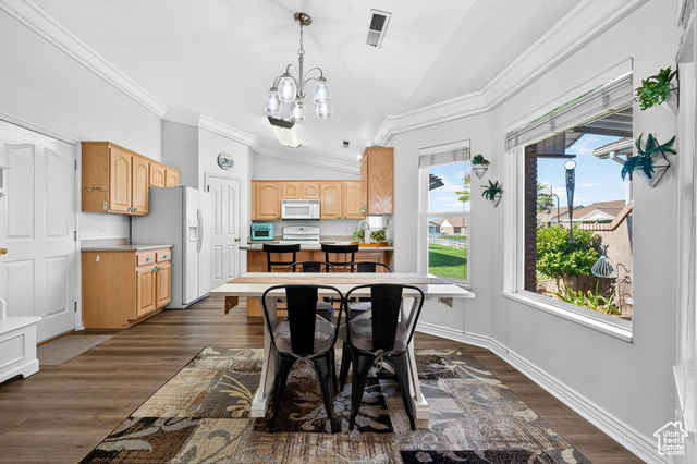 Photo 9 for MLS #2099223 at 805 S River Rd #51